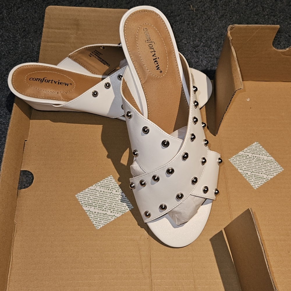 Women's Shoes